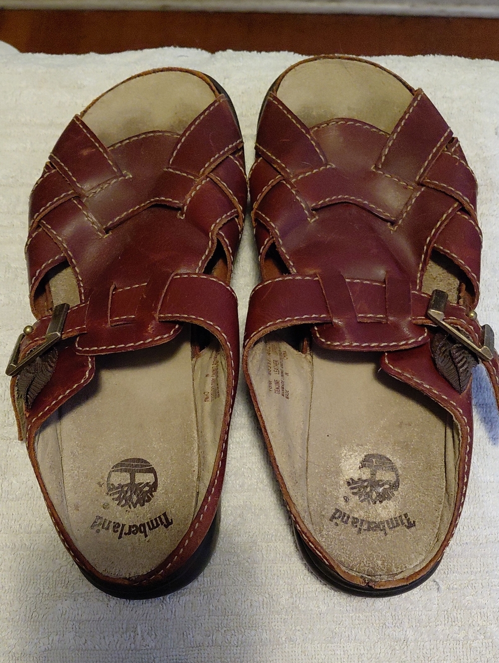 Sandles